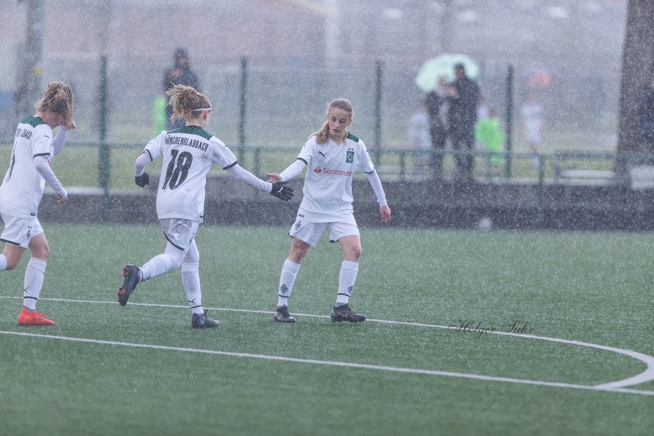 Bild 413 - wBJ Turnier HSV - St. Pauli - B.Moenchengladbach - Alst.Langenhorn